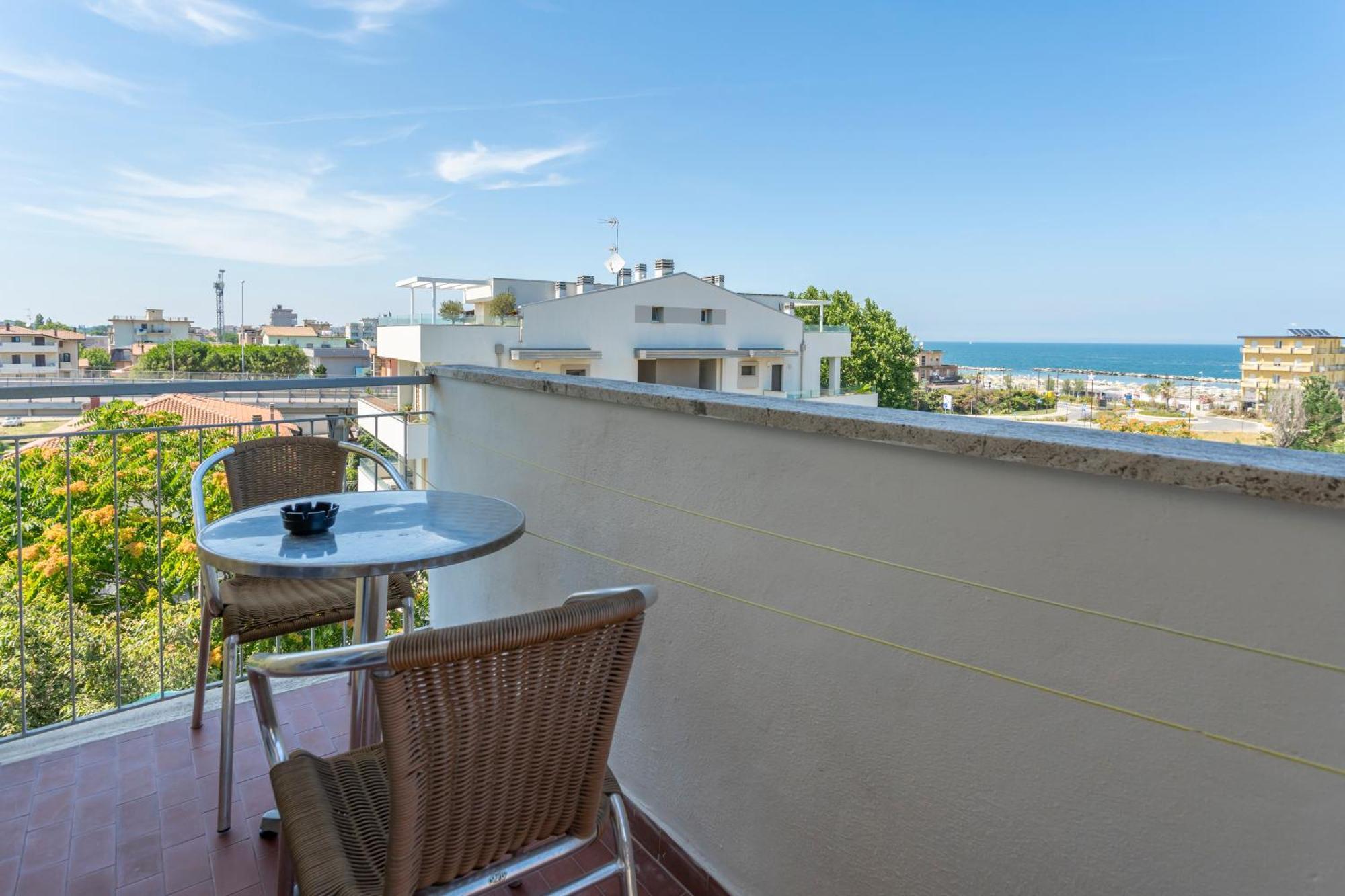 Hotel Viking Rimini Dış mekan fotoğraf